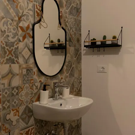 R-home Exclusive Konukevi *